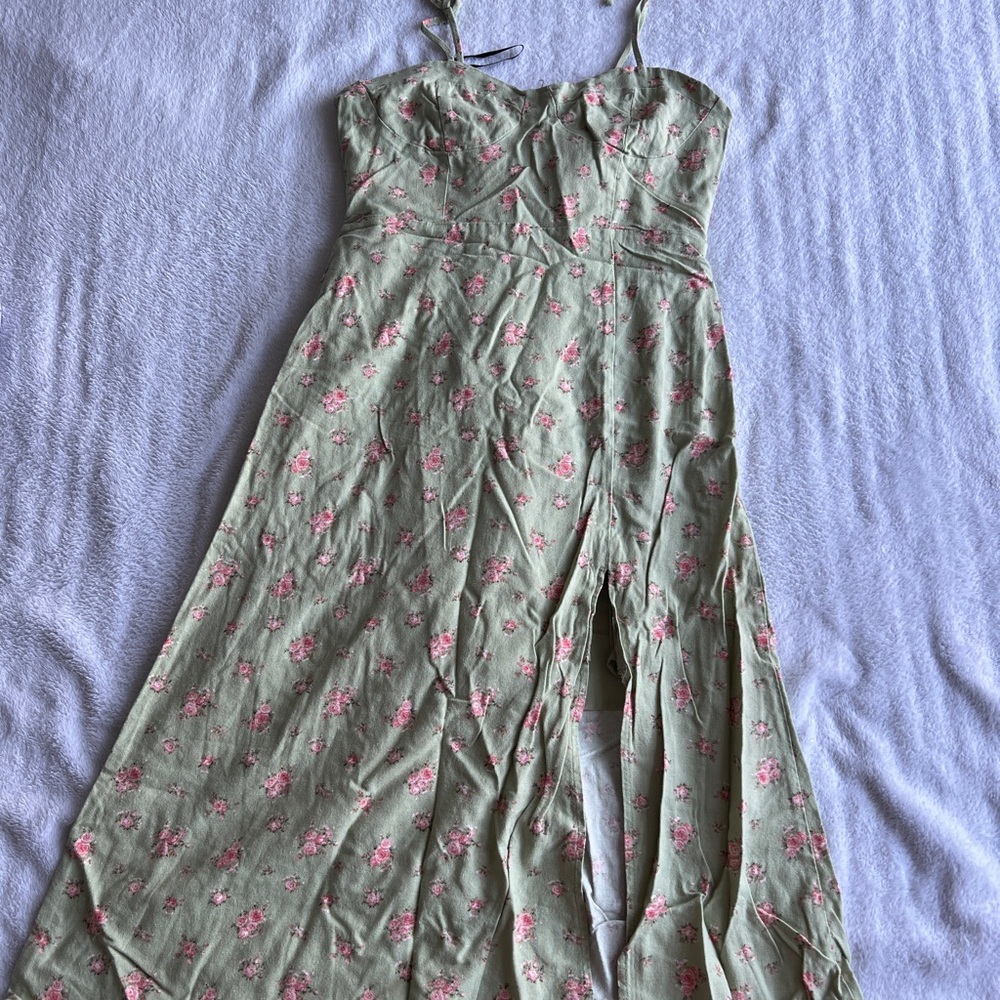 Forever 21 Green Floral Dress